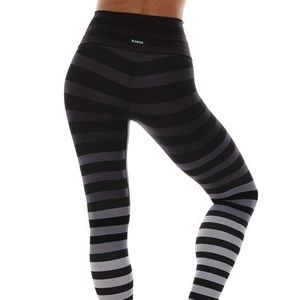 K-DEER Signature leggings in Jody Stripe